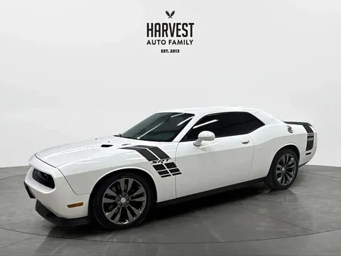 2014 Dodge Challenger SRT8