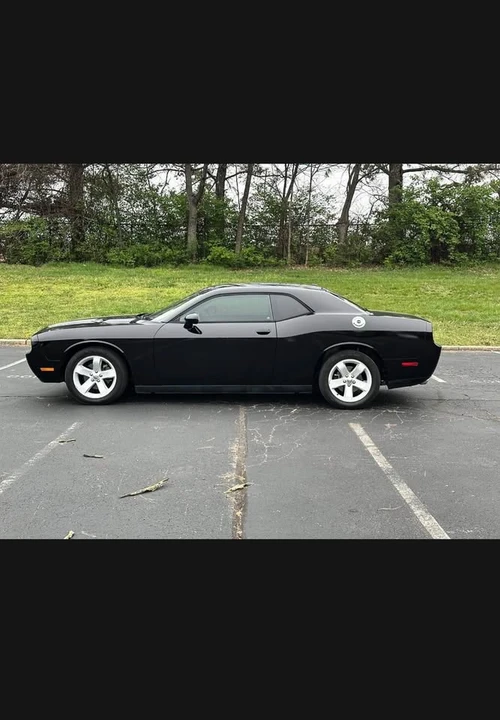 2014 Dodge Challenger 3rd Gen - Image 2 of 12