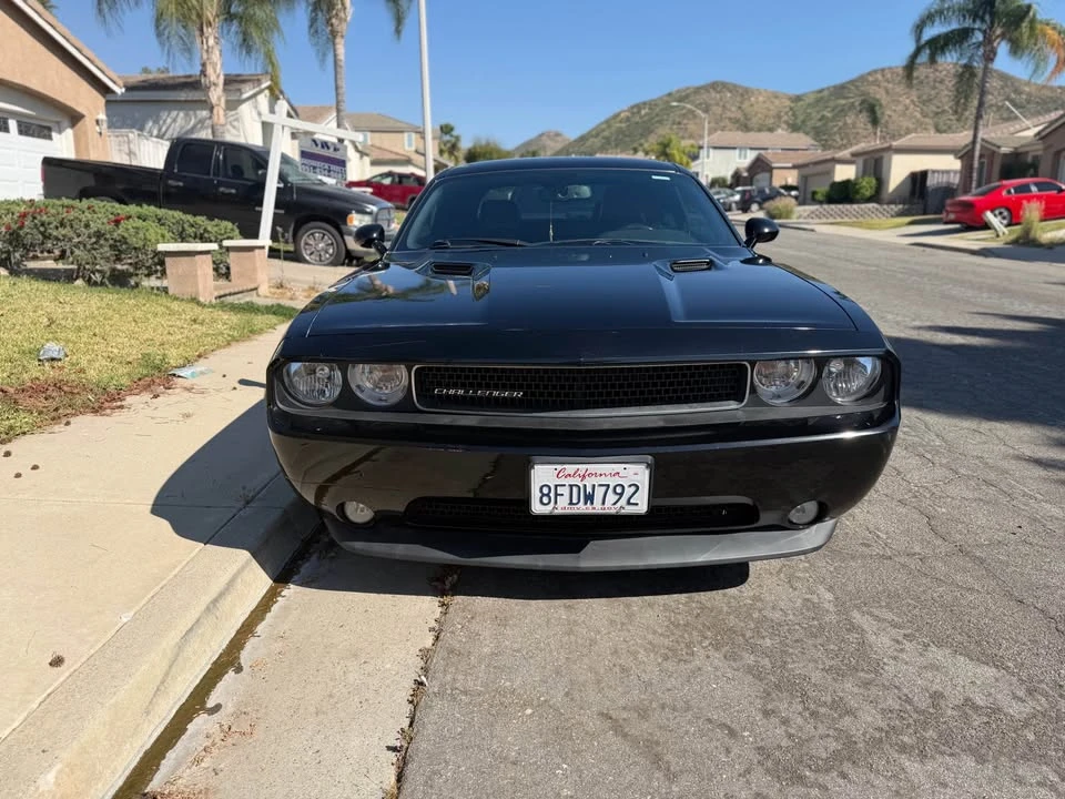 2014 Dodge Challenger 3rd Gen - Image 2 of 8