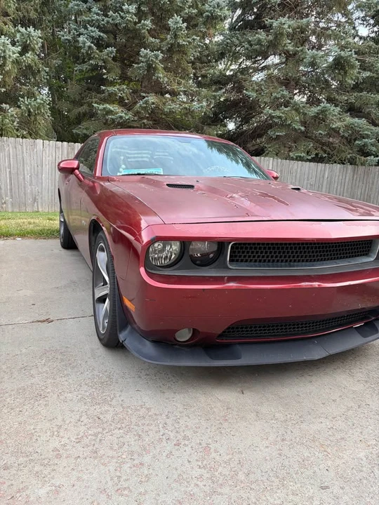 2014 Dodge Challenger 3rd Gen - Image 2 of 9