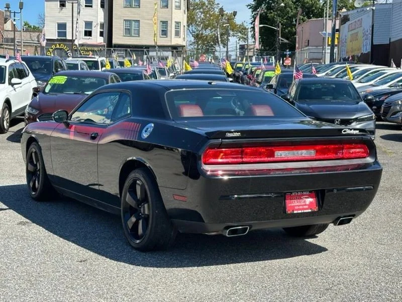 2014 Dodge Challenger 3rd Gen - Image 6 of 12