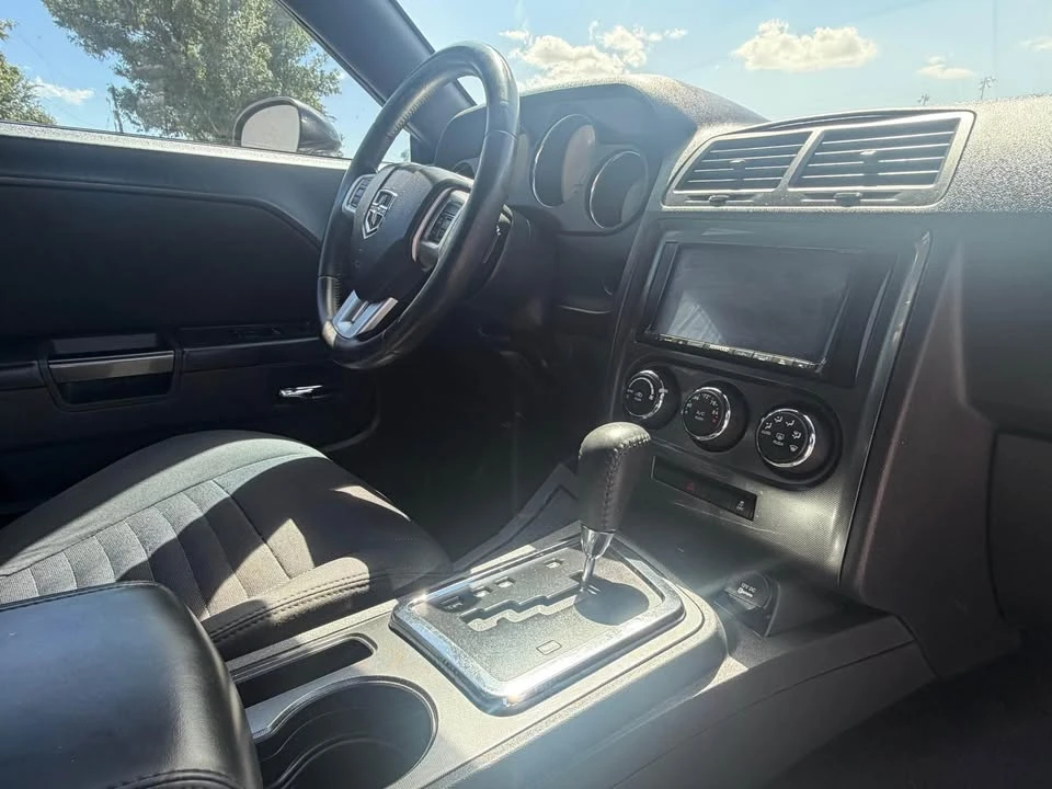 2014 Dodge Challenger 3rd Gen - Image 13 of 20
