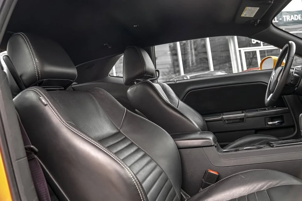 2014 Dodge Challenger 3rd Gen - Image 10 of 15