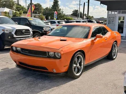 2014 Dodge Challenger SXT Coupe