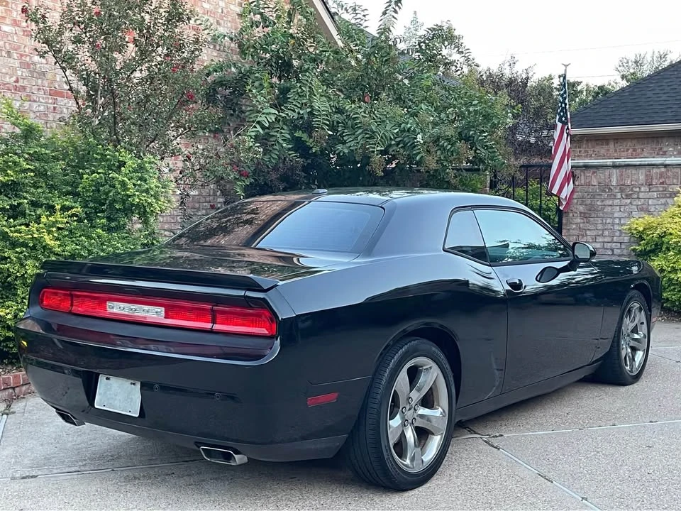 2014 Dodge Challenger 3rd Gen - Image 5 of 10