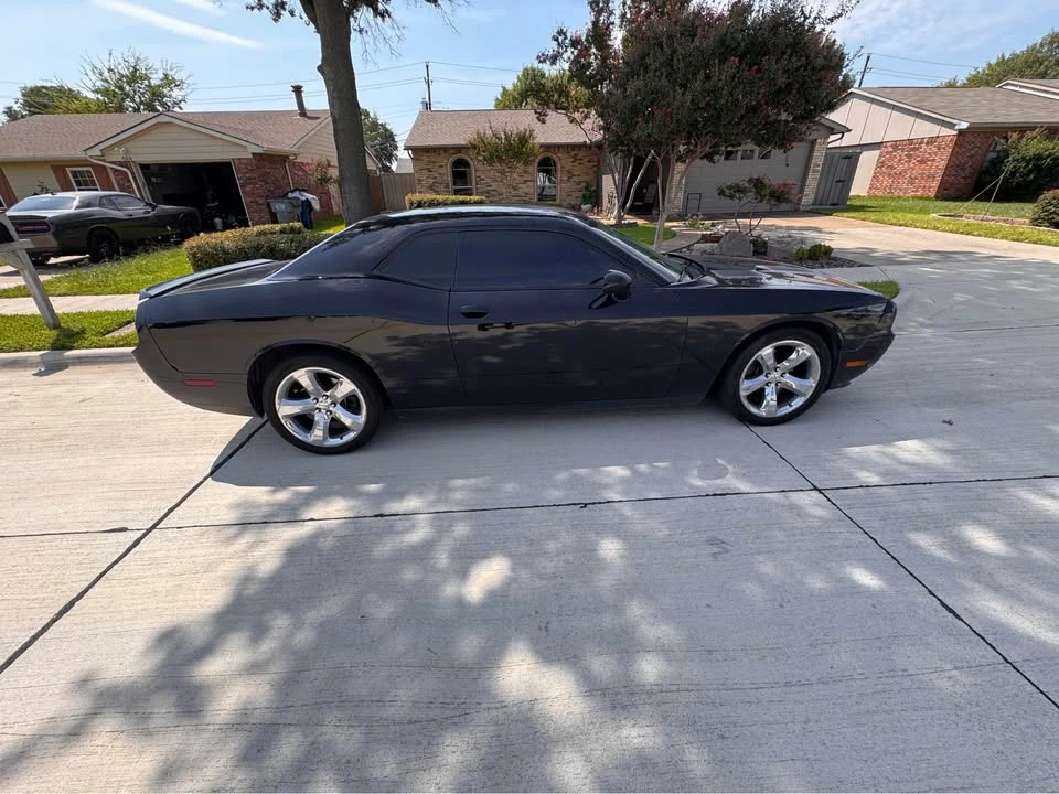 2014 Dodge Challenger 3rd Gen - Image 3 of 4