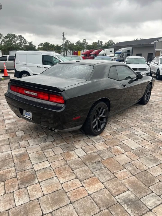 2014 Dodge Challenger 3rd Gen - Image 6 of 11