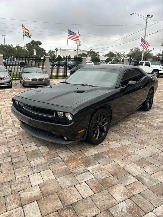 2014 Dodge Challenger 3rd Gen - Image 3 of 11
