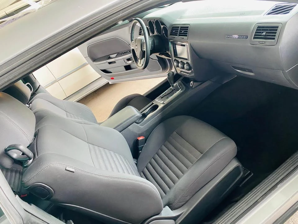 2014 Dodge Challenger 3rd Gen - Image 9 of 18