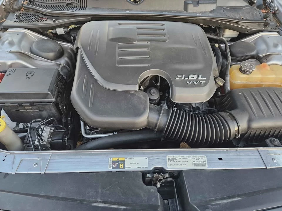 2014 Dodge Challenger 3rd Gen - Image 11 of 12