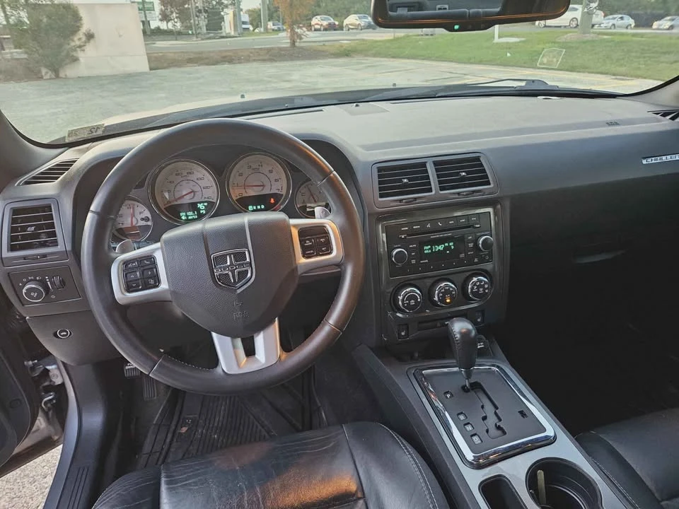 2014 Dodge Challenger 3rd Gen - Image 9 of 12