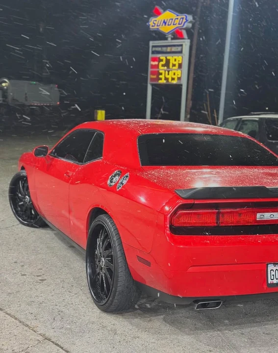 2014 Dodge Challenger 3rd Gen - Image 2 of 3