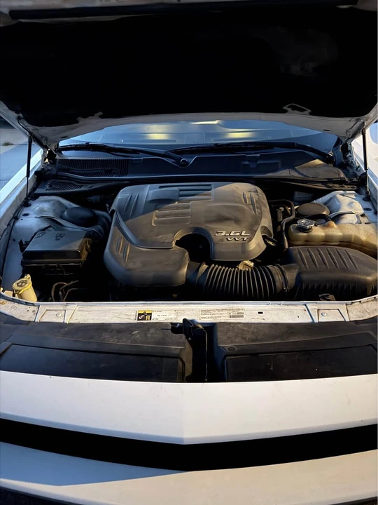 2014 Dodge Challenger 3rd Gen - Image 14 of 15