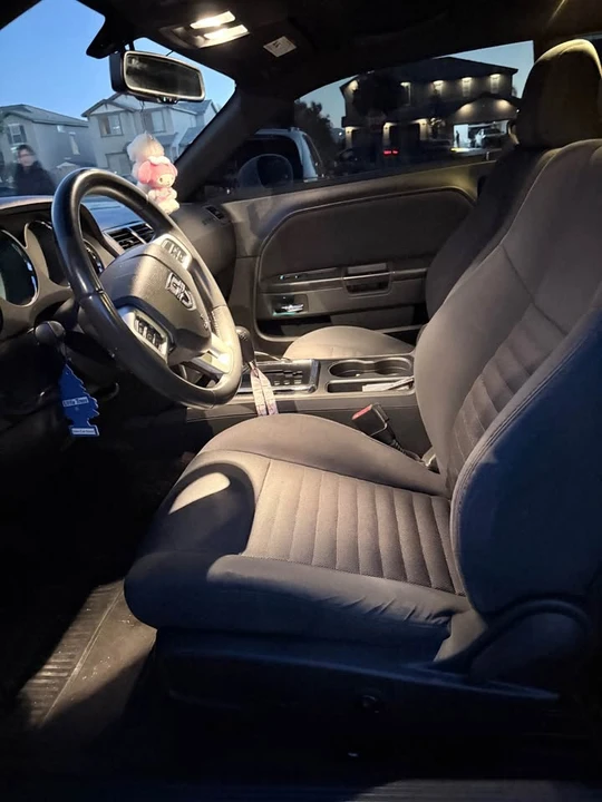 2014 Dodge Challenger 3rd Gen - Image 9 of 15