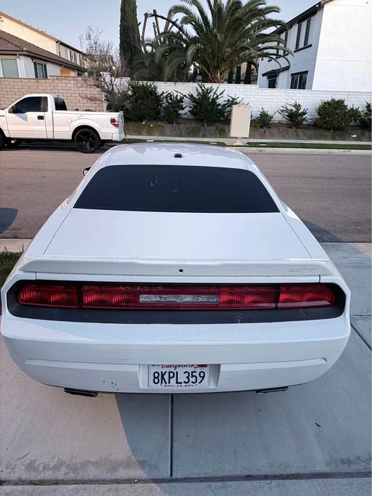 2014 Dodge Challenger 3rd Gen - Image 7 of 15