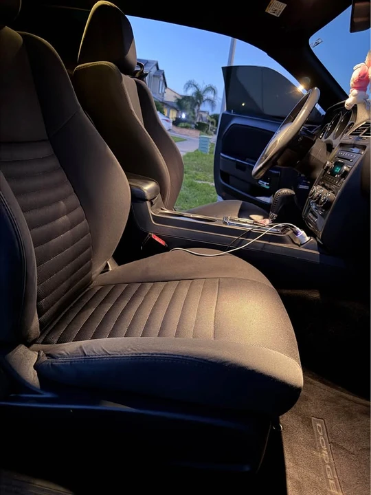 2014 Dodge Challenger 3rd Gen - Image 10 of 15