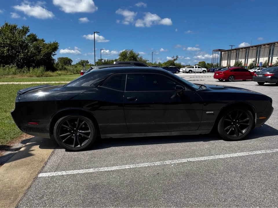 2014 Dodge Challenger - Image 2 of 10