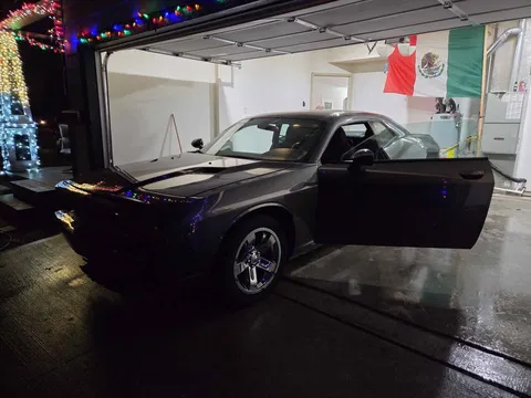 2014 Dodge Challenger SXT Coupe 2D