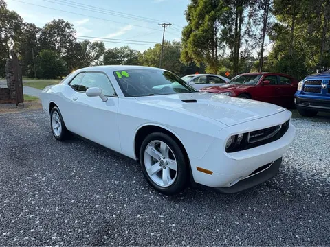 2014 Dodge Challenger SXT Coupe