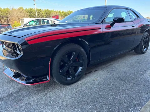 2014 Dodge Challenger SXT Coupe 2D