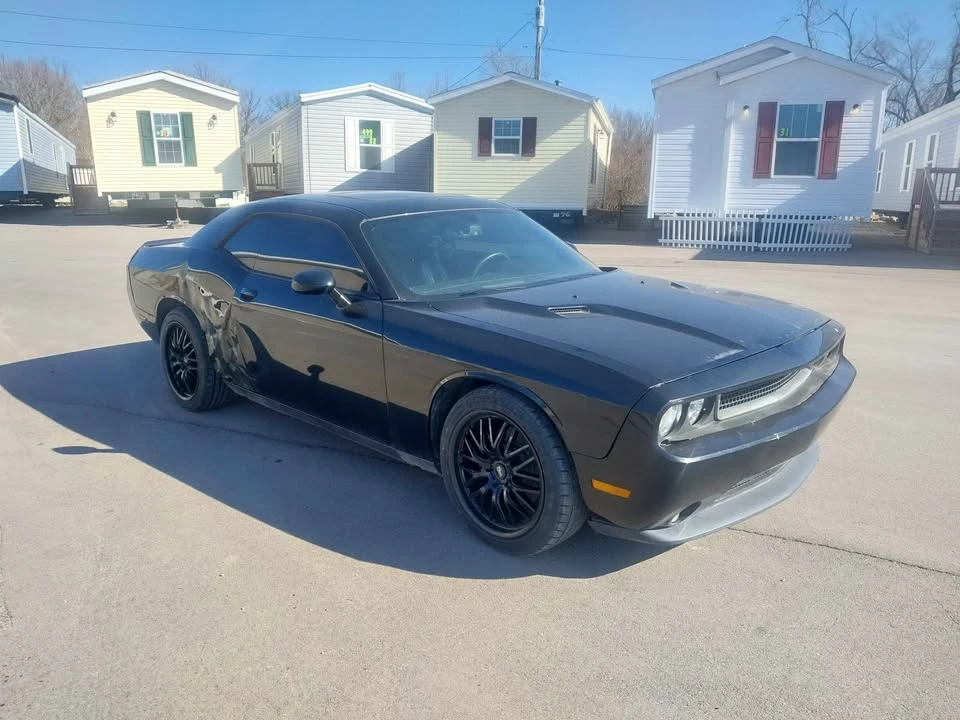 2014 Dodge Challenger 3rd Gen - Image 3 of 8