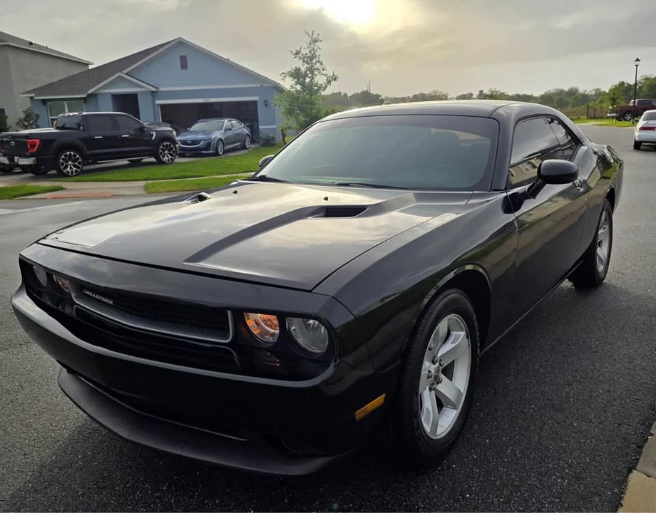 2014 Dodge Challenger 3rd Gen - Image 11 of 15