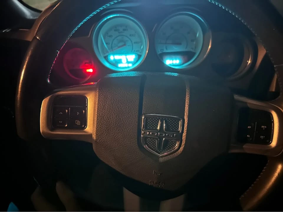 2014 Dodge Challenger 3rd Gen - Image 2 of 7