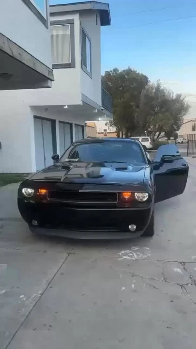 2014 Dodge Challenger 3rd Gen - Image 9 of 9