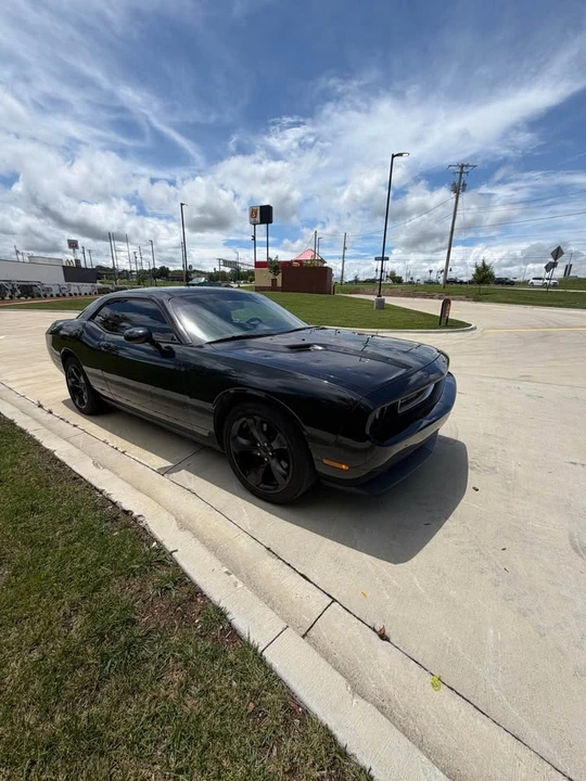 2014 Dodge Challenger 3rd Gen - Image 8 of 15