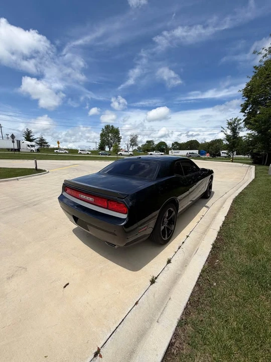 2014 Dodge Challenger 3rd Gen - Image 6 of 15