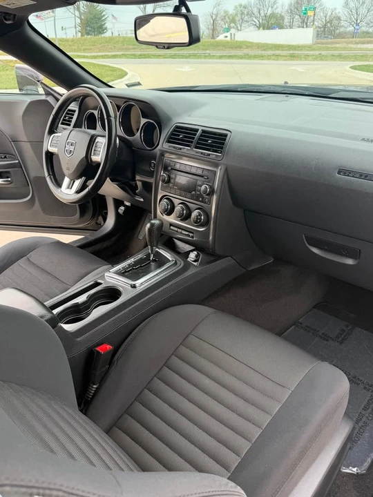 2014 Dodge Challenger 3rd Gen - Image 12 of 15
