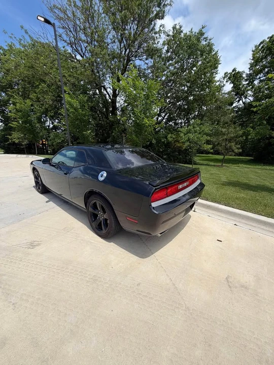 2014 Dodge Challenger 3rd Gen - Image 5 of 15