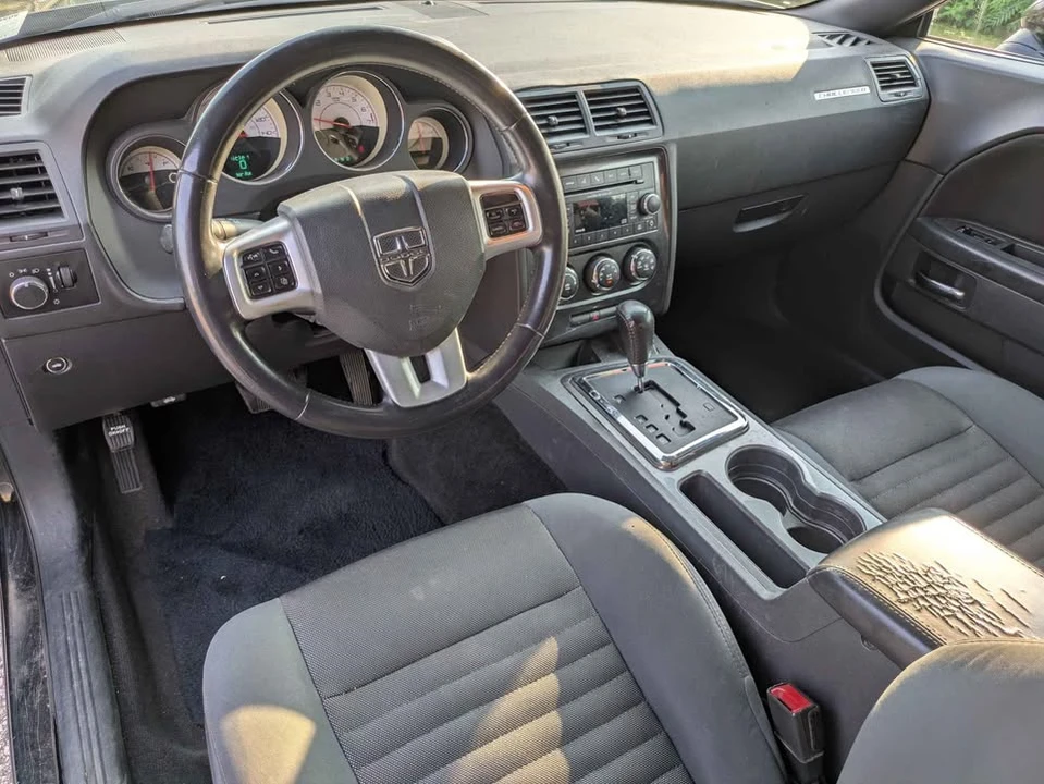 2014 Dodge Challenger 3rd Gen - Image 2 of 15