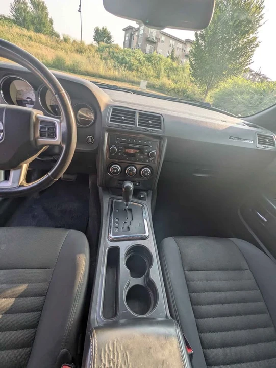 2014 Dodge Challenger 3rd Gen - Image 14 of 15