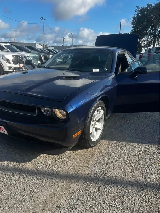 2014 Dodge Challenger 3rd Gen - Image 2 of 9