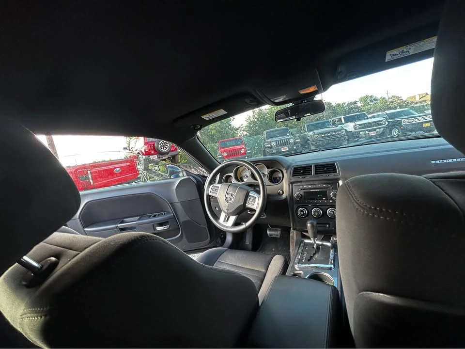 2014 Dodge Challenger 3rd Gen - Image 9 of 9