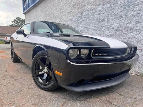 2014 Dodge Challenger SXT Coupe 2D
