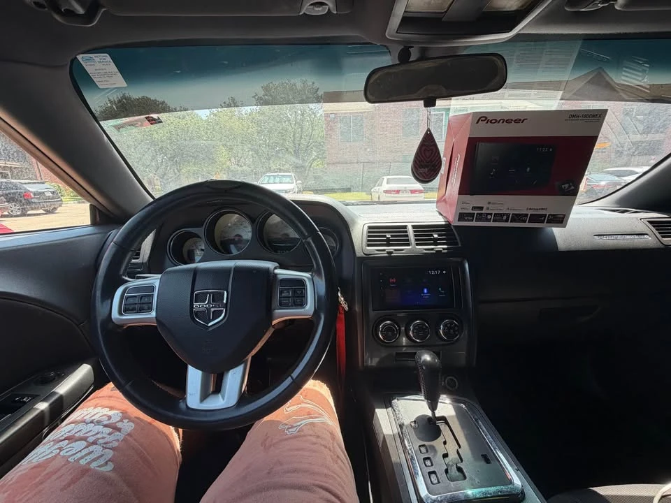 2014 Dodge Challenger 3rd Gen - Image 7 of 8