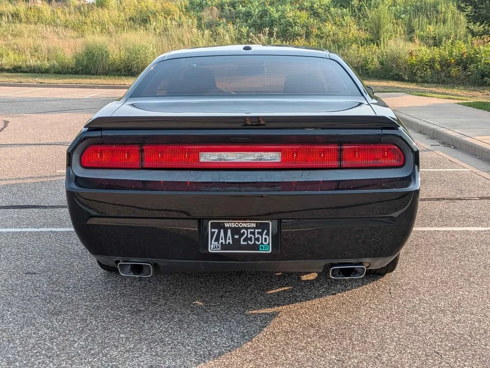 2014 Dodge Challenger 3rd Gen - Image 5 of 15