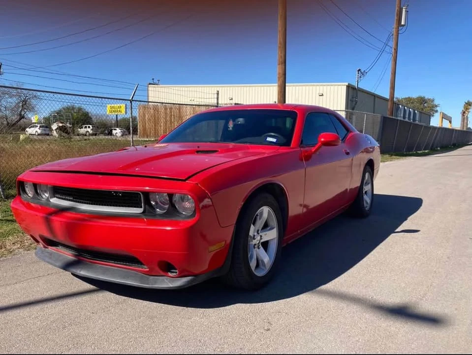 2014 Dodge Challenger 3rd Gen - Image 2 of 4