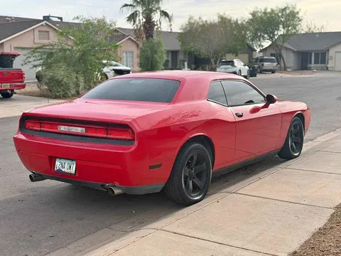 2014 Dodge Challenger SXT Coupe