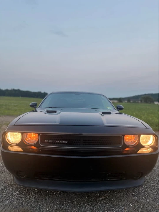 2014 Dodge Challenger 3rd Gen - Image 3 of 9
