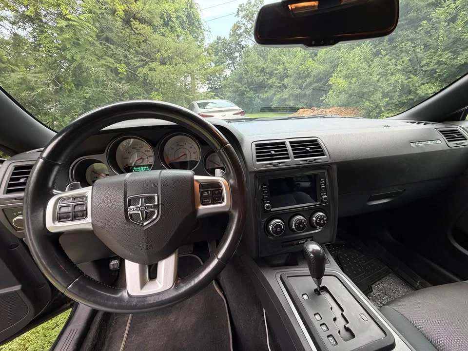 2014 Dodge Challenger 3rd Gen - Image 5 of 9