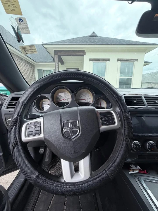 2014 Dodge Challenger 3rd Gen - Image 7 of 8