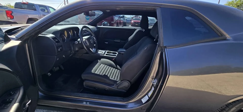 2014 Dodge Challenger 3rd Gen - Image 14 of 20