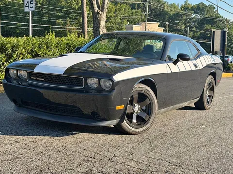 2014 Dodge Challenger SXT Coupe 2D