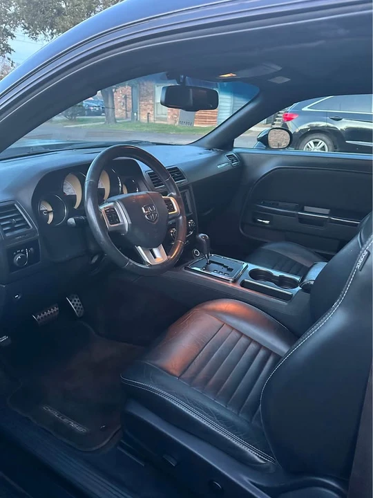 2014 Dodge Challenger 3rd Gen - Image 4 of 8