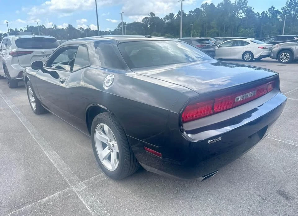 2014 Dodge Challenger 3rd Gen - Image 7 of 11