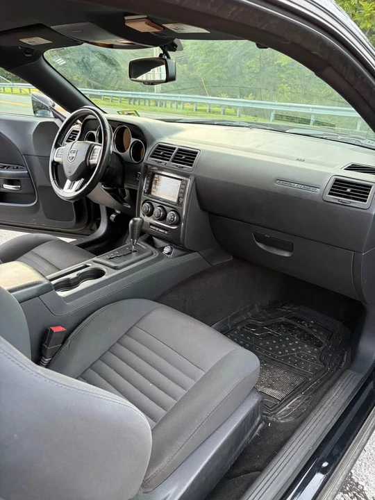 2014 Dodge Challenger 3rd Gen - Image 6 of 6