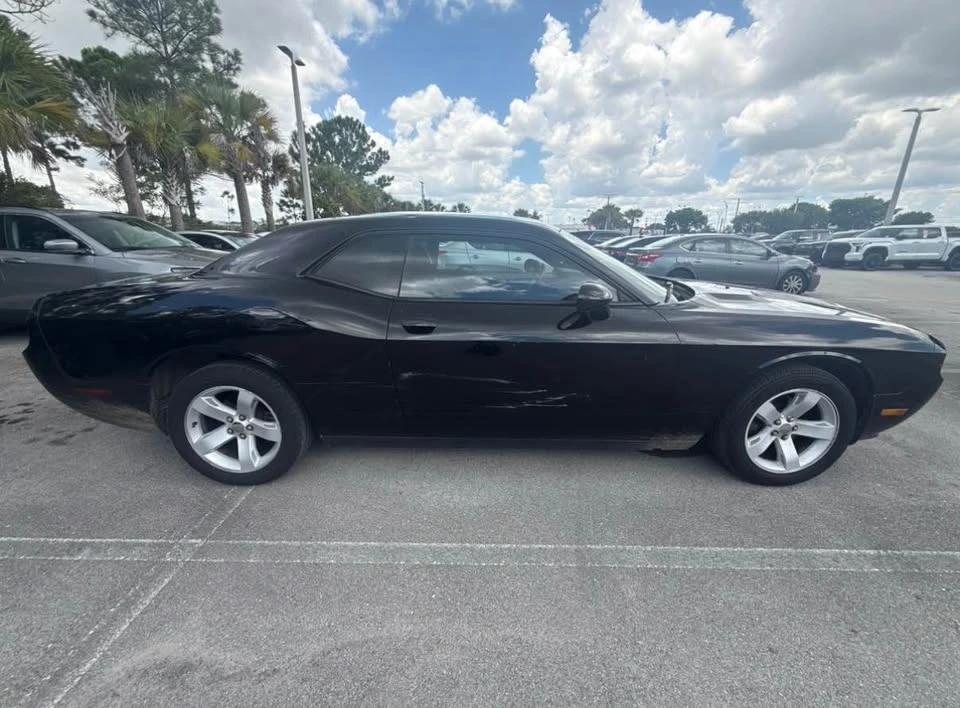 2014 Dodge Challenger 3rd Gen - Image 6 of 11